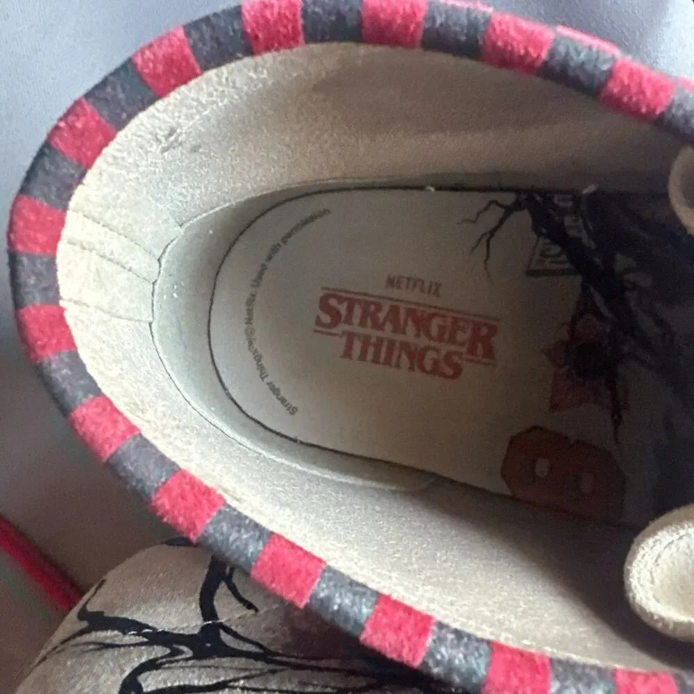 Clarks Wallabee Hellfire Club Chukka 10 M Shoes Boot Stranger Things Men’s Fire